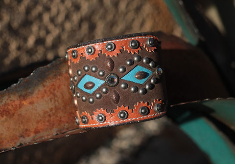 Casual Chaos Leather Cuff