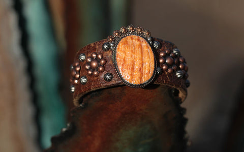 Spiny Oyster Shell Cuff